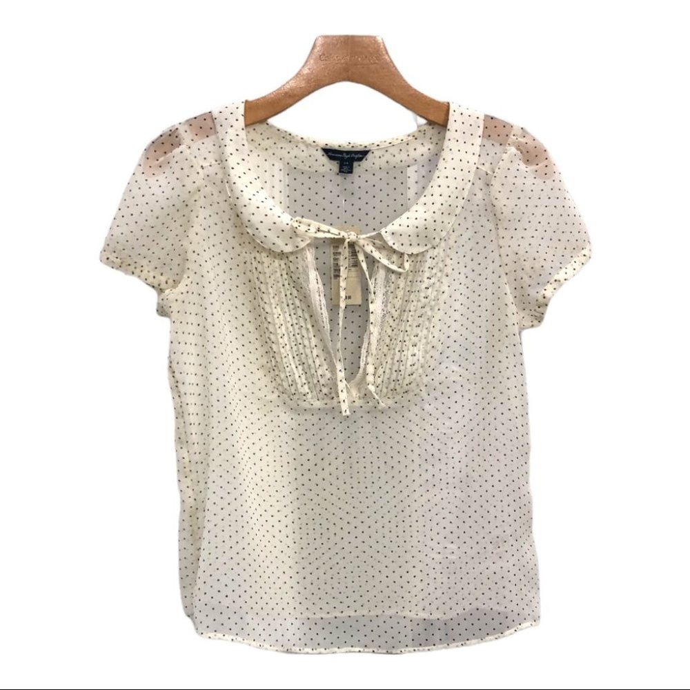 NWT American Eagle Cream Women's Sheer Dotted Top/Blouse Short Sleeve Size SP